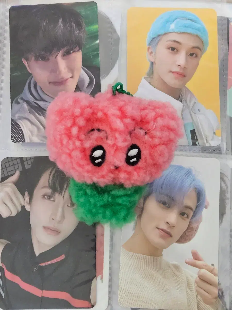 thumbnail-0